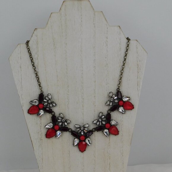 Talbots Red Clear Rhinestone Crystal Acrylic Bead Statement Bib Necklace New Tag - Picture 2 of 7